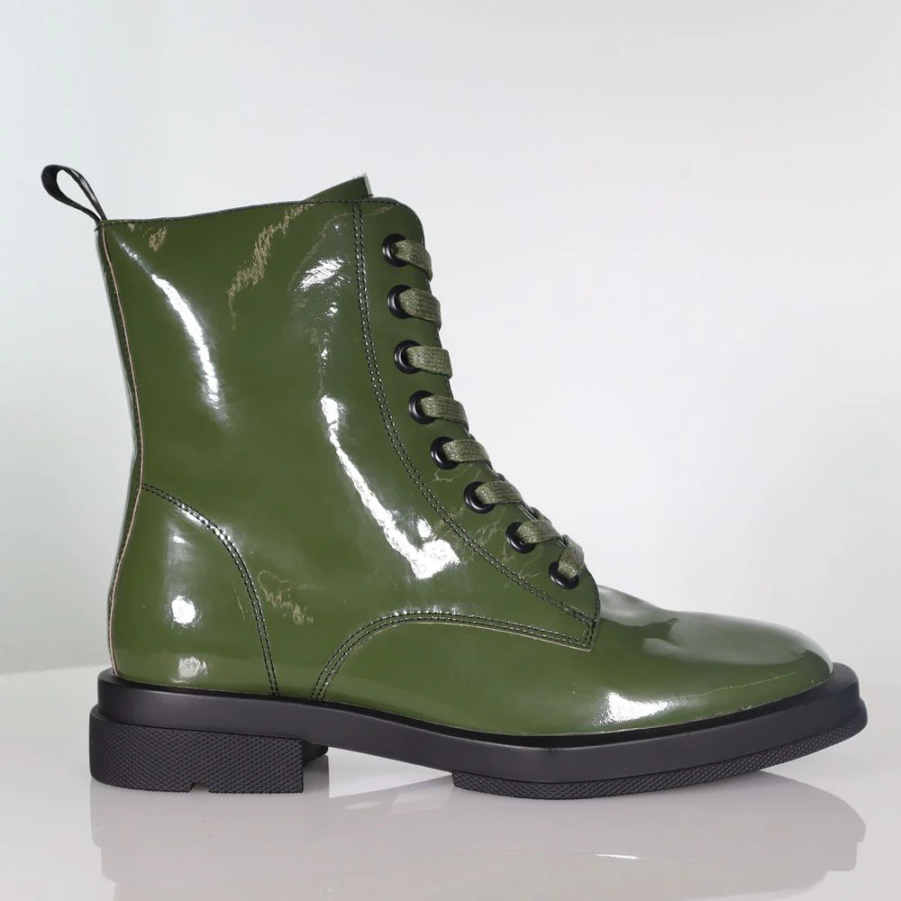 37 SAMPLE - MILLIE/WINTER SAGE PATENT