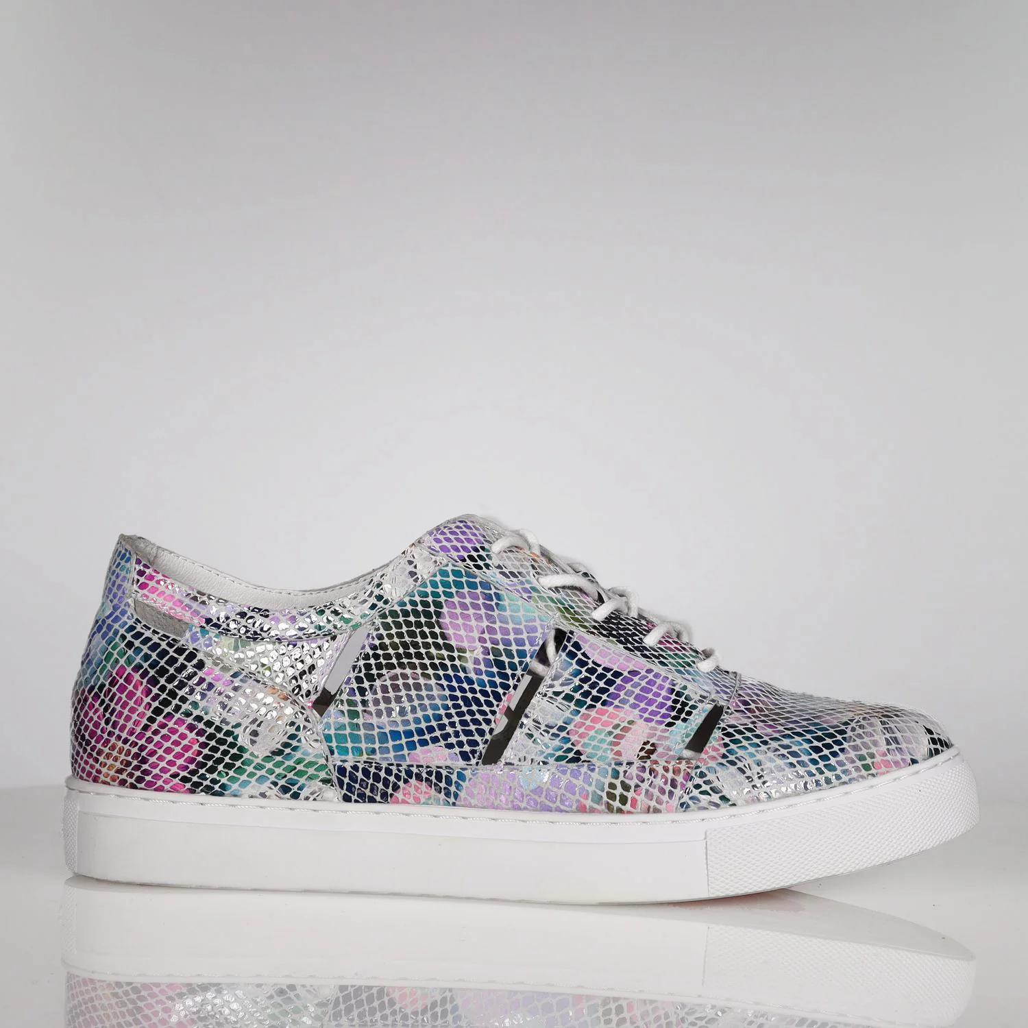 37 SAMPLE - SECRET/FLORAL MOSAIC