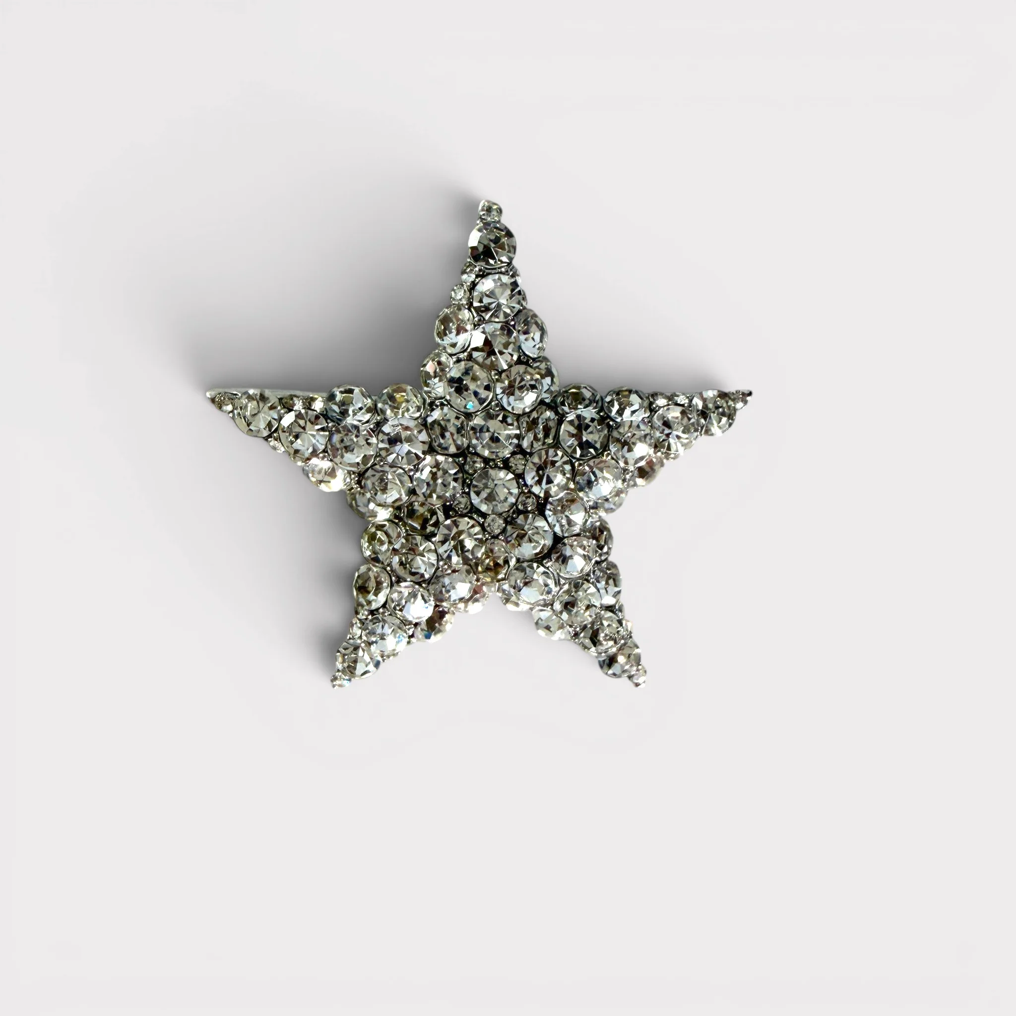 Brooch - Image 12