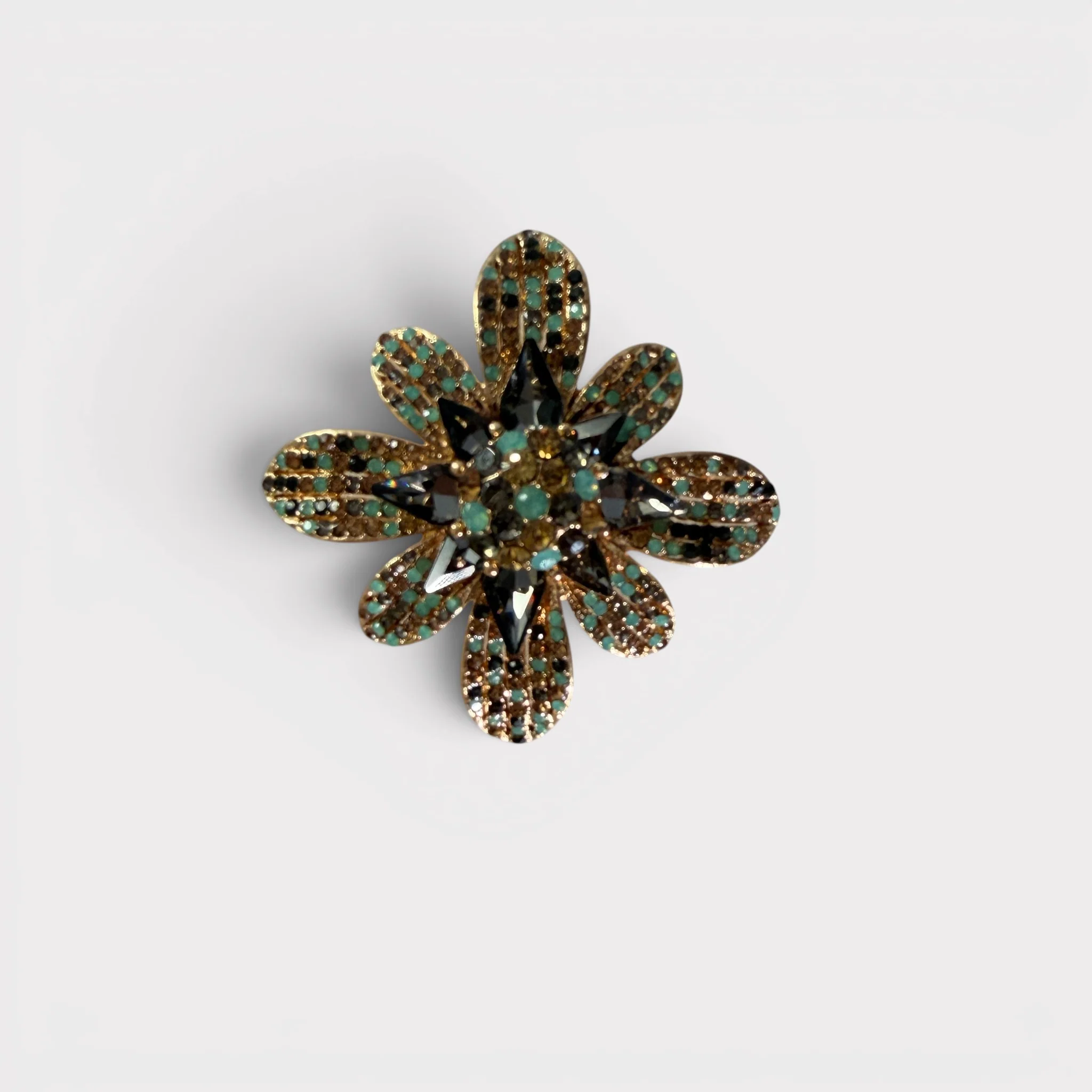 Brooch - Image 5