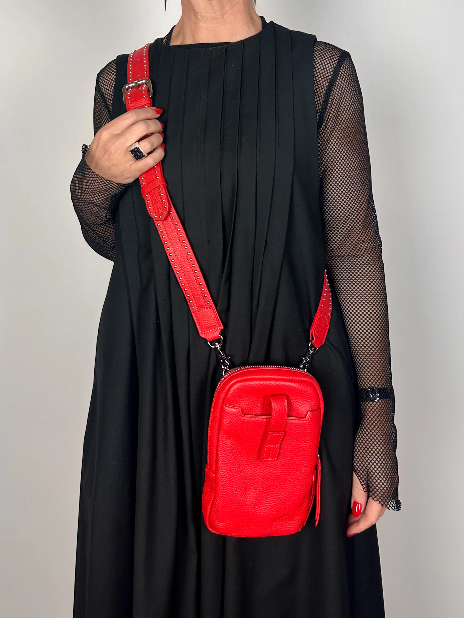 Dial Up Jet Setter - Leather Crossbody Phone Bag - Image 27