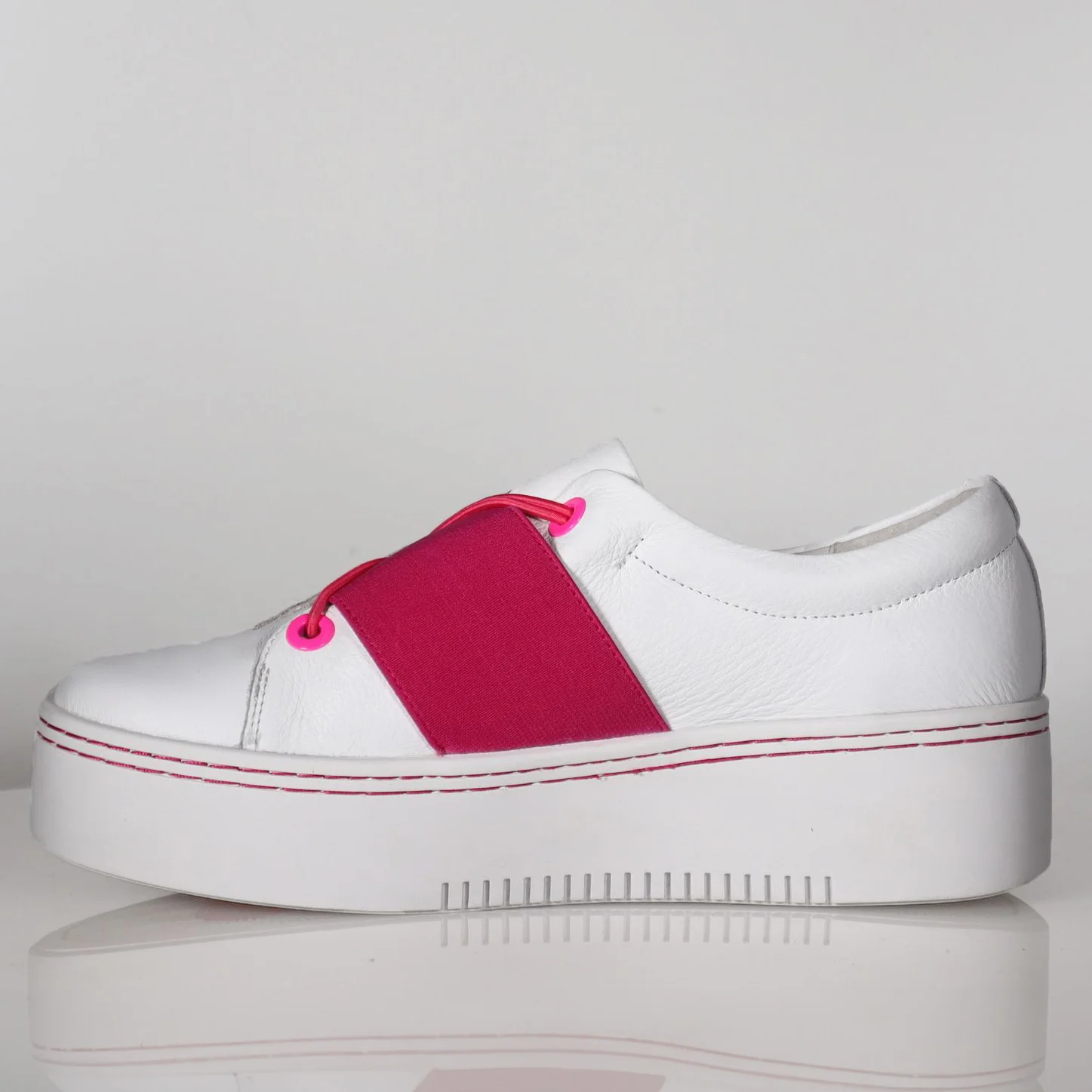 Ellen - Last Pairs - Image 3