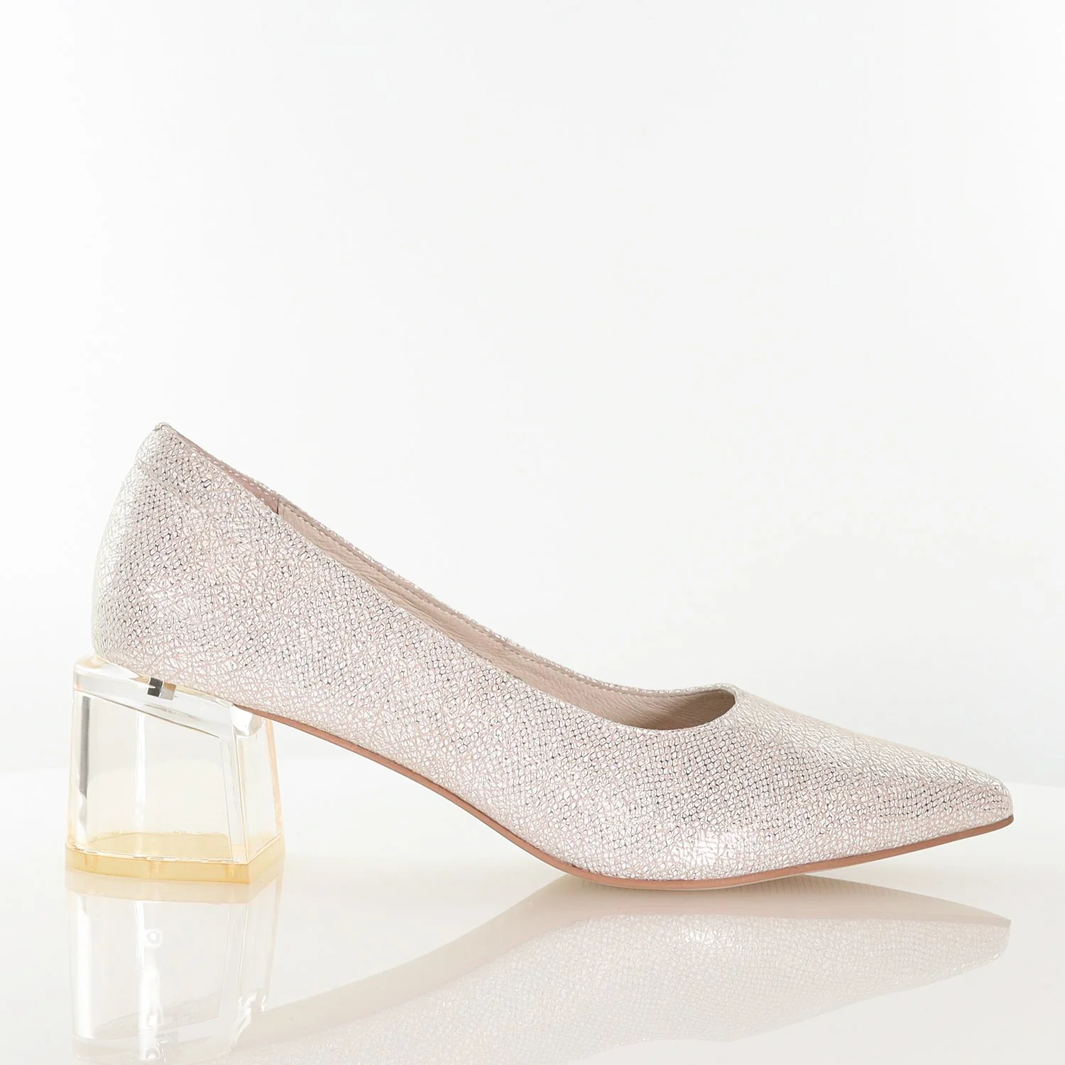 Flossie - Image 3