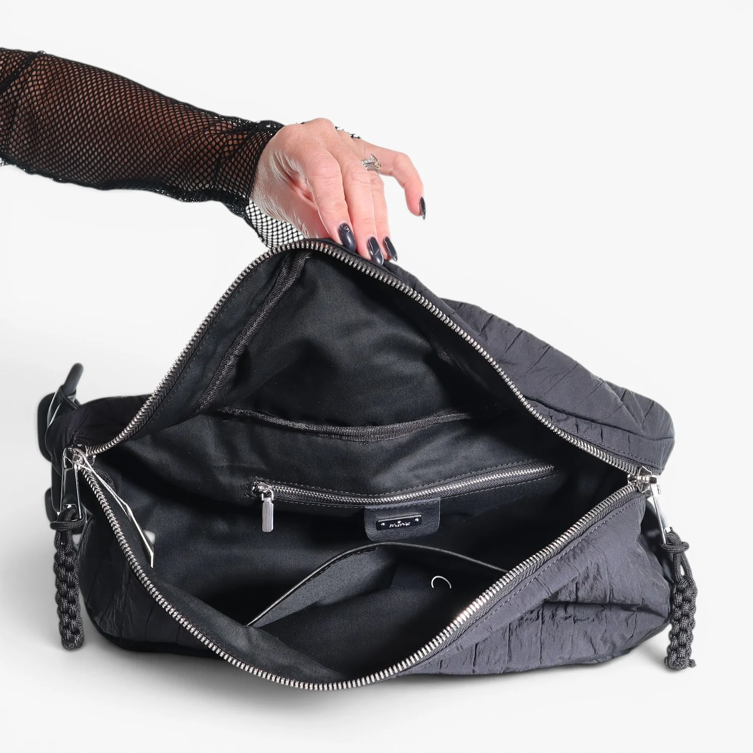 FORTUNE CHAIN - Sling Bag - Image 8