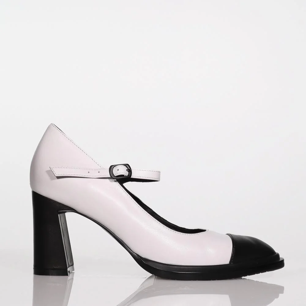 Miss M - Last Pairs