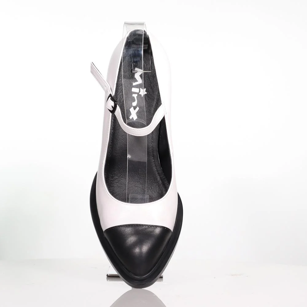 Miss M - Last Pairs - Image 2