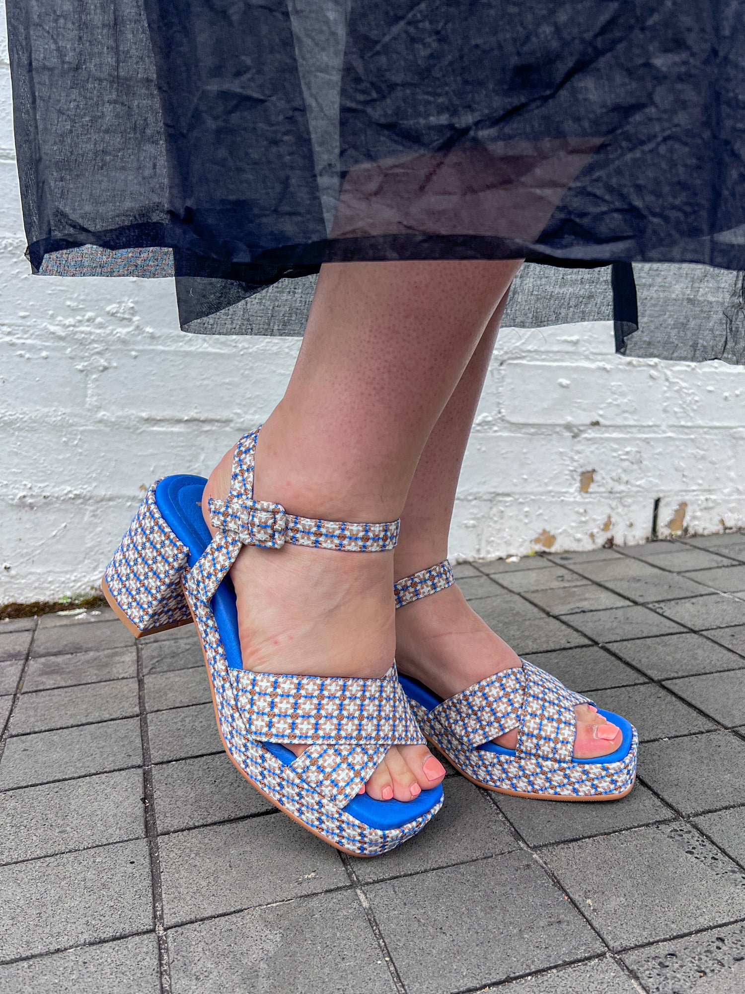 Tyra - Last Pairs - Image 5